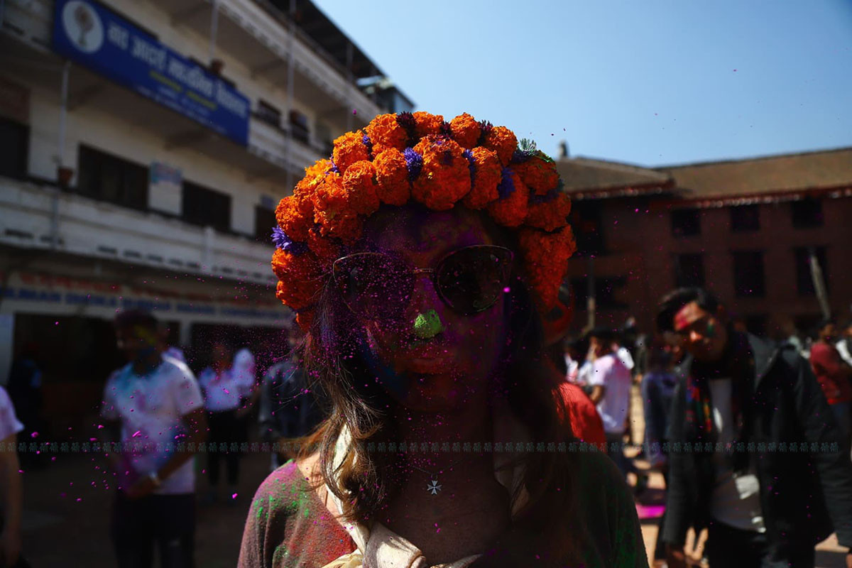 https://raracms.setopati.com/uploads/shares/2020/sujita/holi at basantapur/holi parba (1).jpg